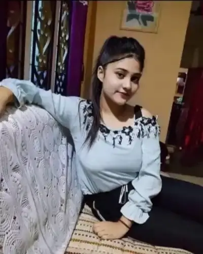 Escorts Service In Moonak